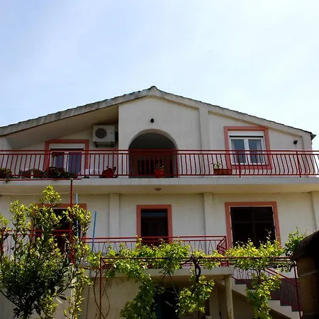 Apartments Nada Apartment Drage