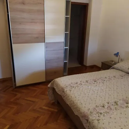 Apartment Apartments Nada