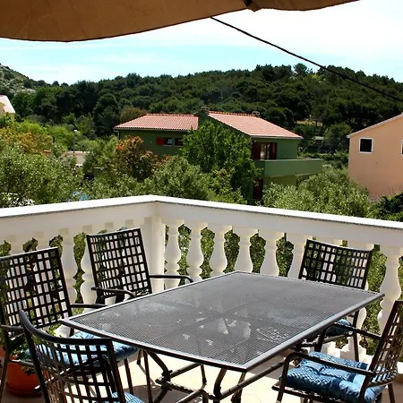 Apartments Nada Drage
