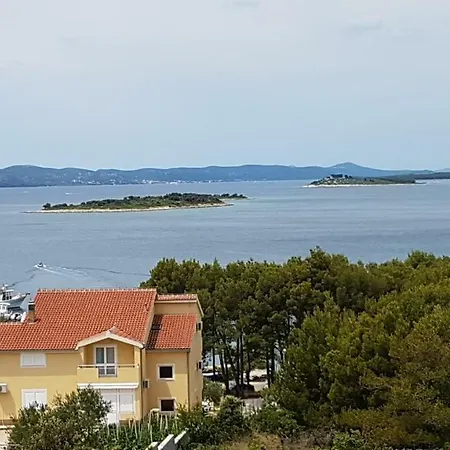 Apartments Nada Apartment Drage