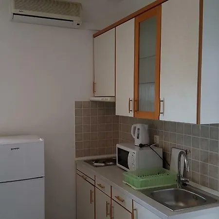 Apartments Nada * Drage